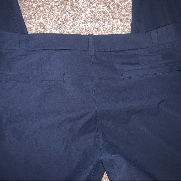 Lululemon Men's Commission Classic-Tapered Golf Pant 27", Size 34, Navy - Picture 5 of 6